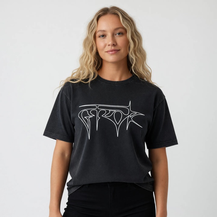 UGC &mdash; T-shirt — edited